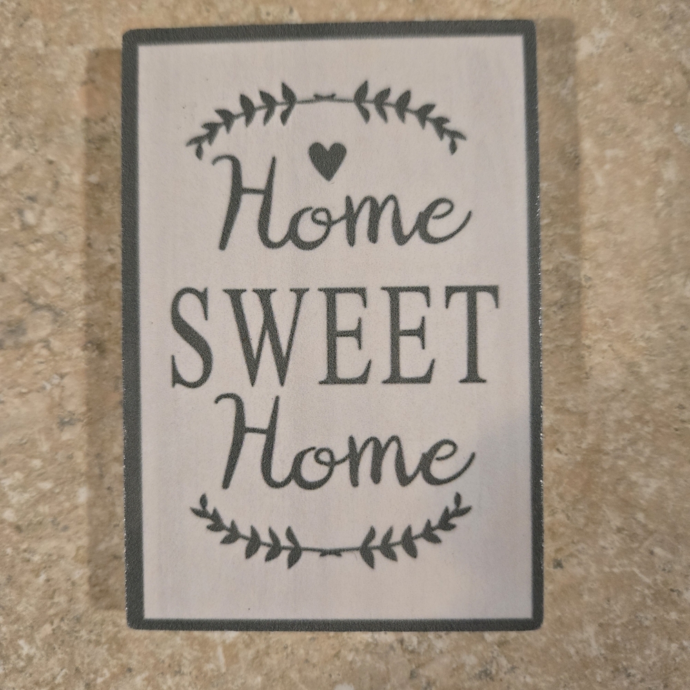Source Unknown Black and Cream 'Home Sweet Home' Decorative Magnet
